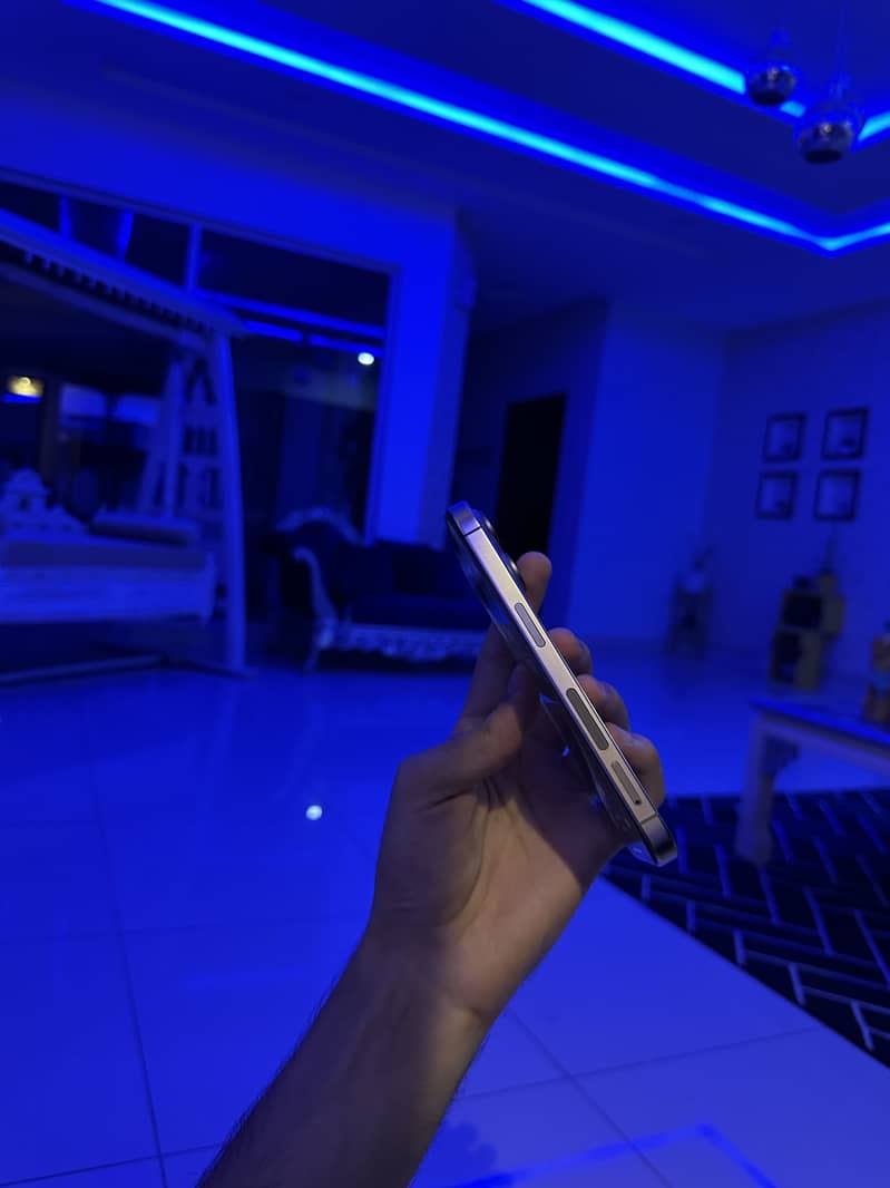 Apple iPhone 15 Pro 7