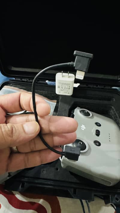 Dji mini 2 only 2 batteries and remote
