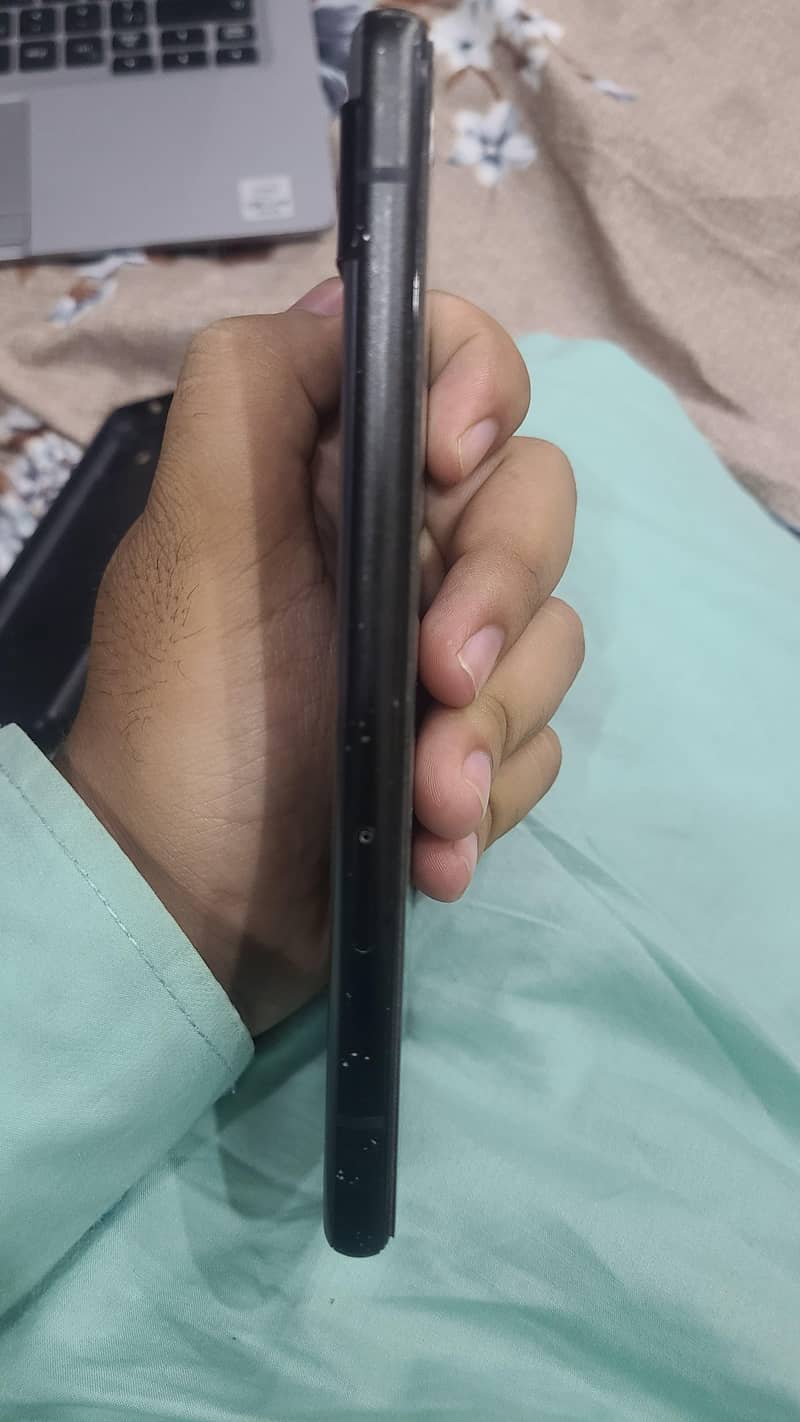 Google pixel 6a 4