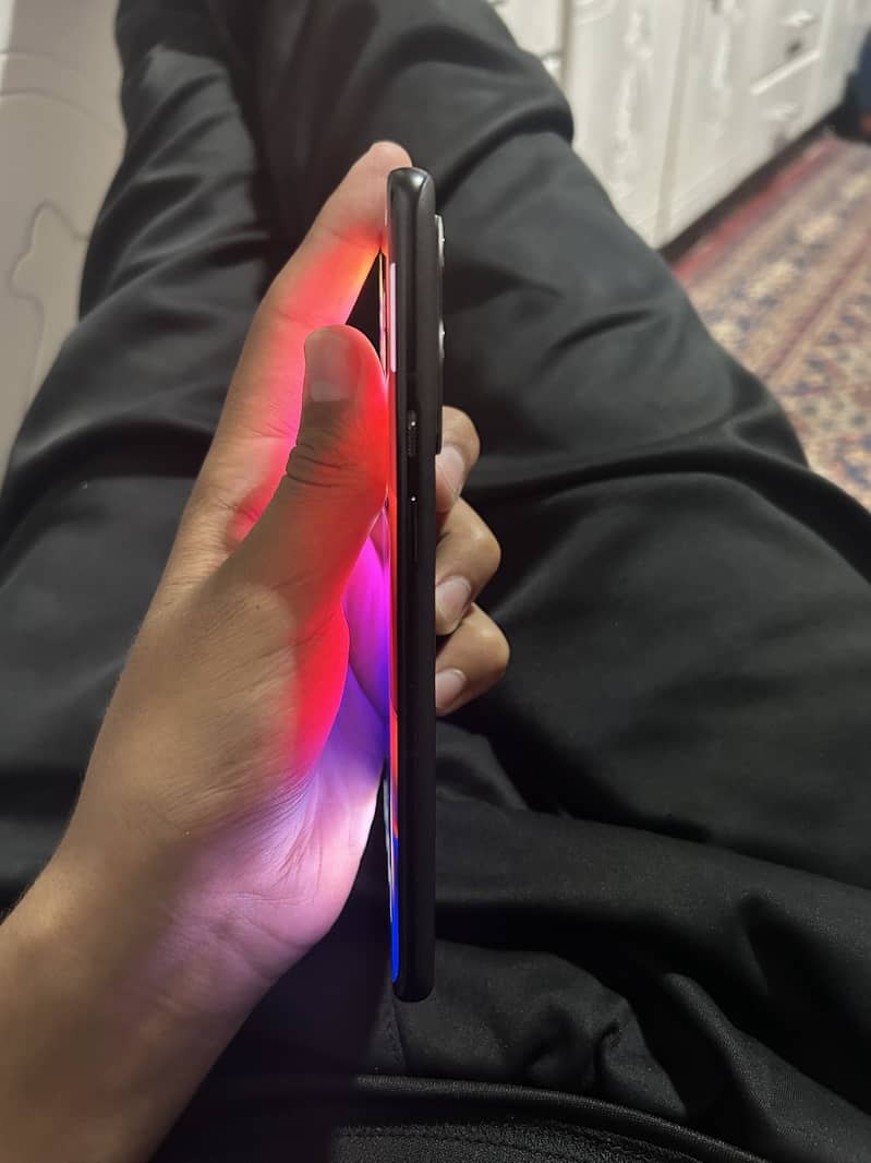 One Plus 9 Pro 4