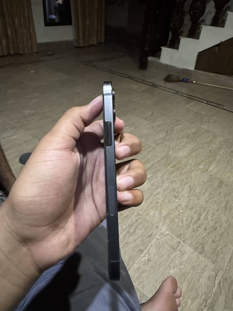 Apple iPhone 12 Pro 1