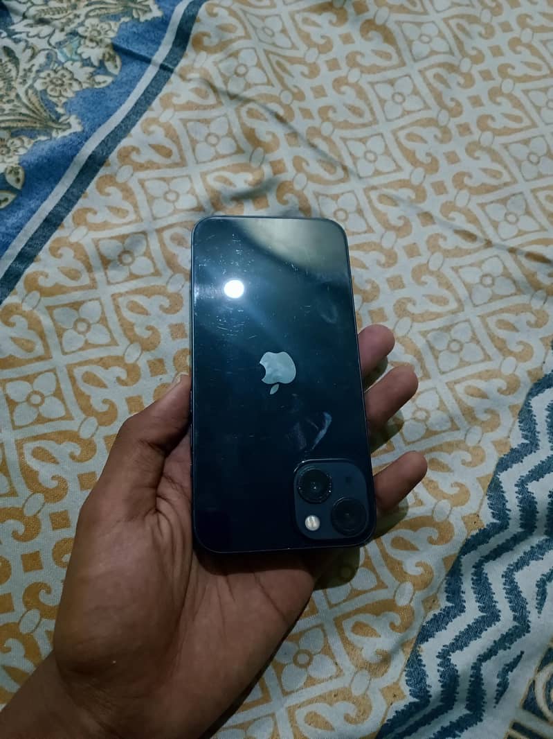 Apple iPhone 13 1