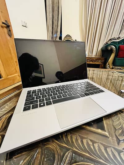 HP Elitebook X360 1040 G8 i5 11gen