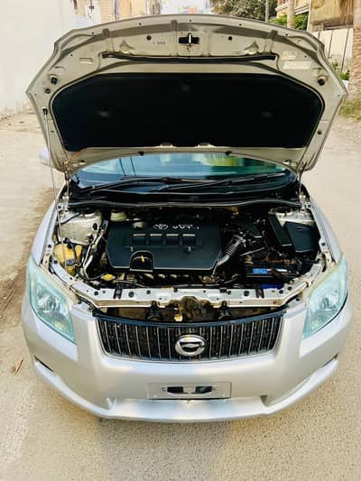Toyota Corolla Axio 2012
