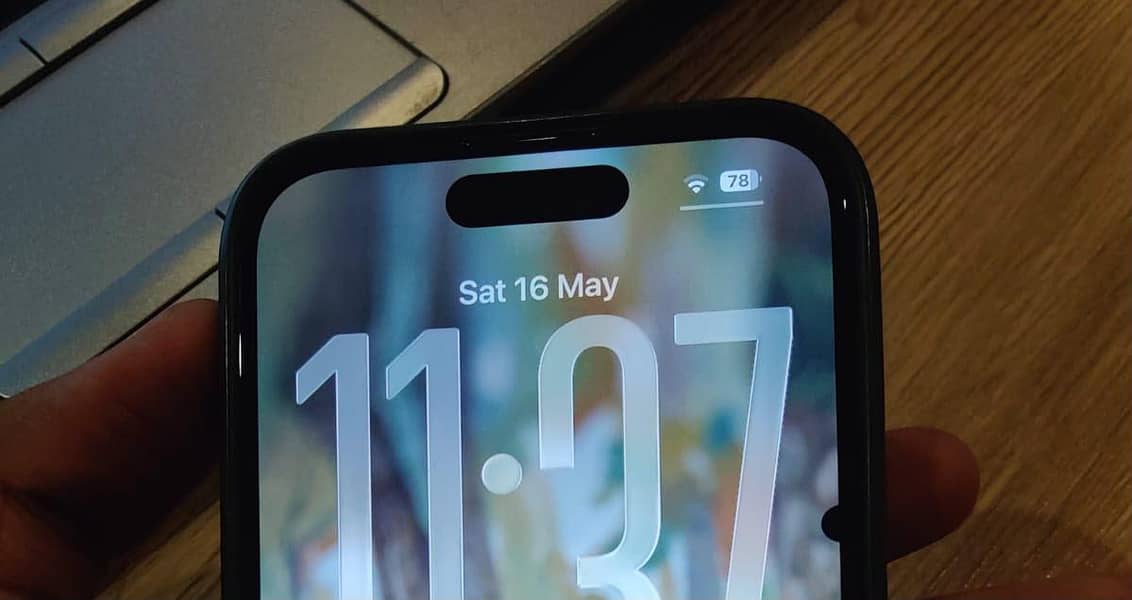Apple iPhone 16 3