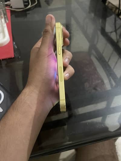 Apple iPhone 14