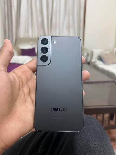 Samsung Mobile S22