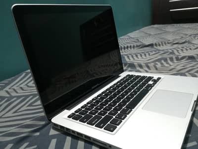 MACBOOK PRO (13 INCH MID 2012)