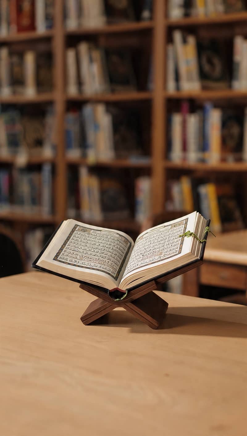حافظہ+قاریہ عروسہ آ ن لائن قرآن کریم کلاسز فیصل آ باد 0