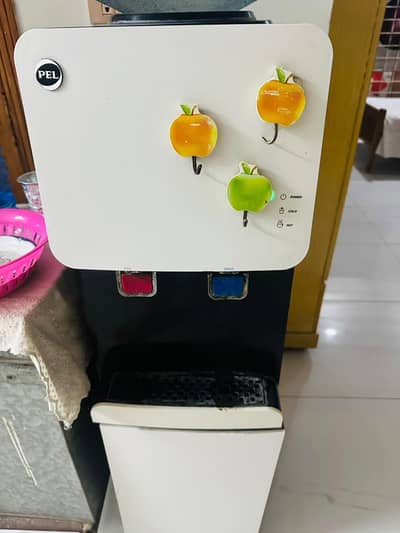 PEL Water Dispenser