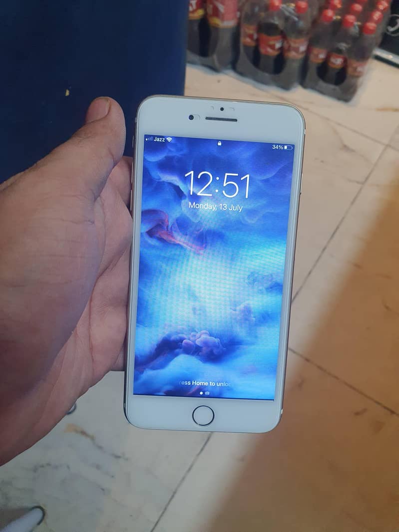 Apple iPhone 7 Plus 5