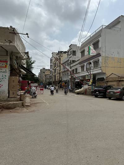 120 sqyd plot for sale near airport