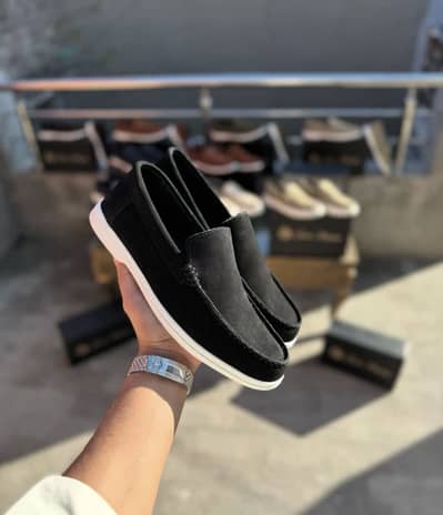 Formal shoes