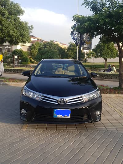Toyota Corolla Altis Grande 2017