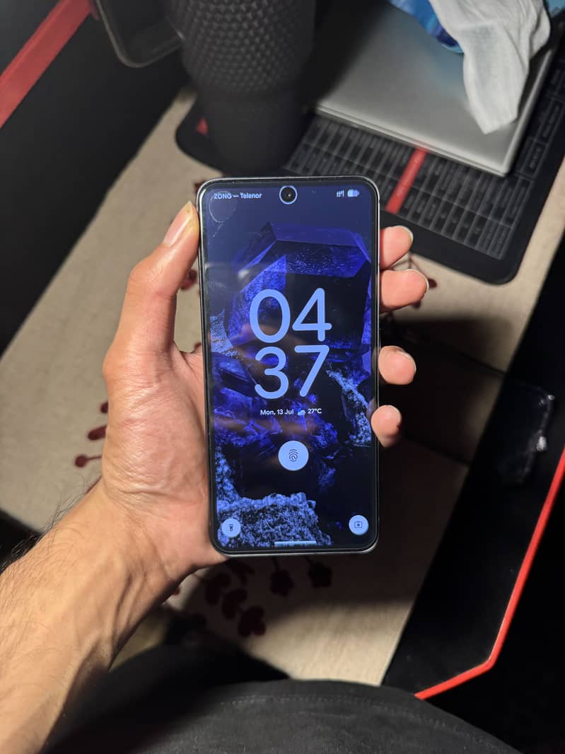 Google Pixel 8 2