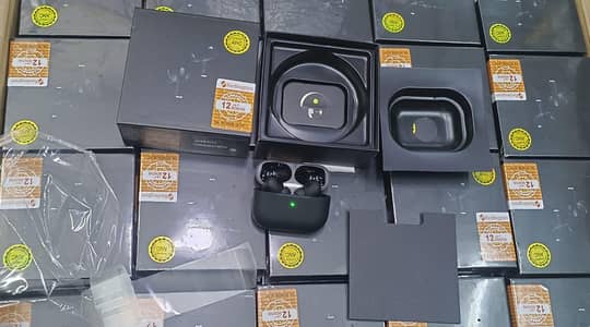 j 4 Pro Bluetooth Black 