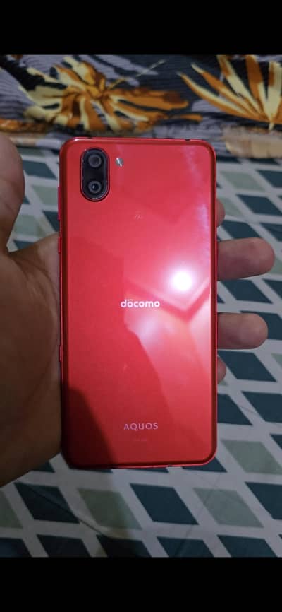 Aquos R3 (Docomo)