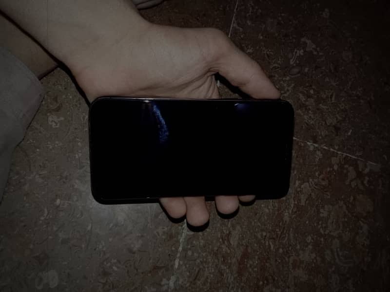 Apple iPhone X 5