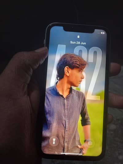 Apple iPhone 11 urgent sale only Whatsapp pr rabta kry