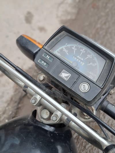 (Gift for Honda CD70 Lovers) Honda CD70 2014 Model Total Genuine