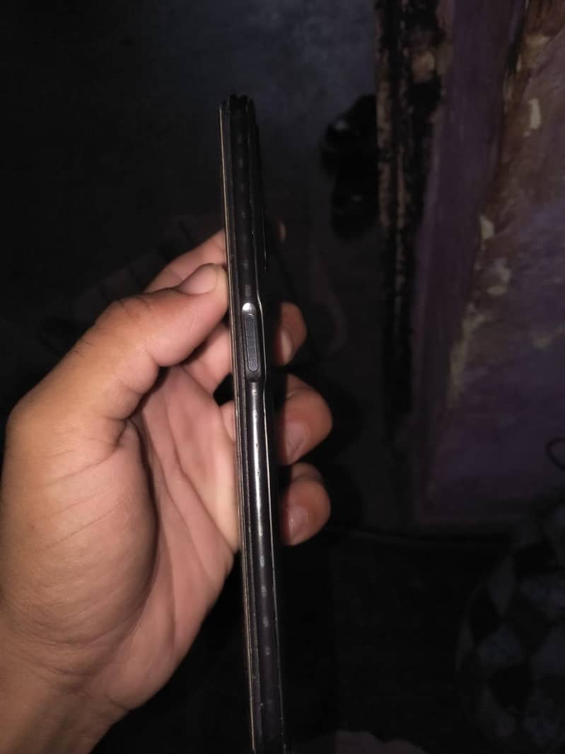 OPPO A76 4