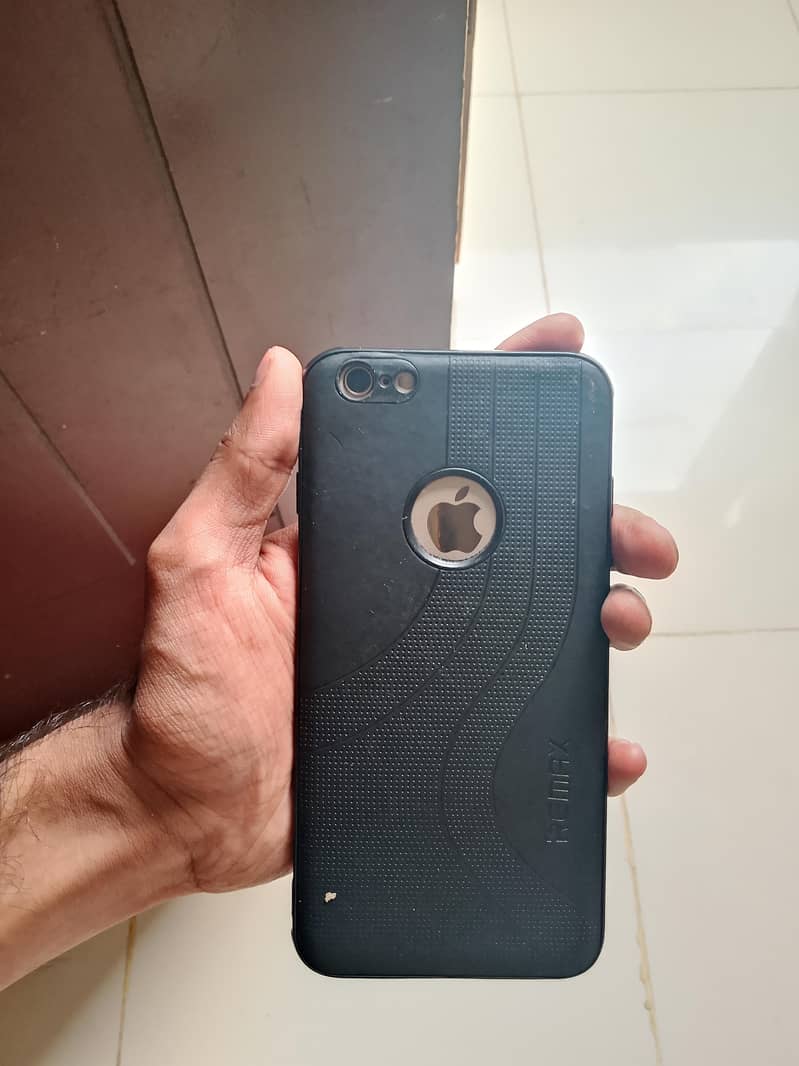 Apple iPhone 6S Plus 4