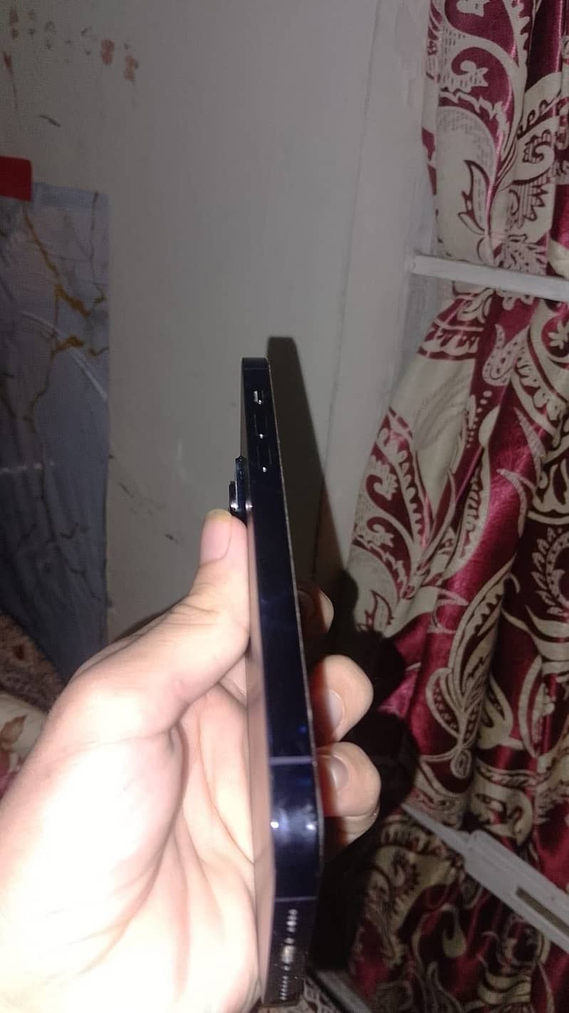 Apple iPhone 14 Pro Max 0