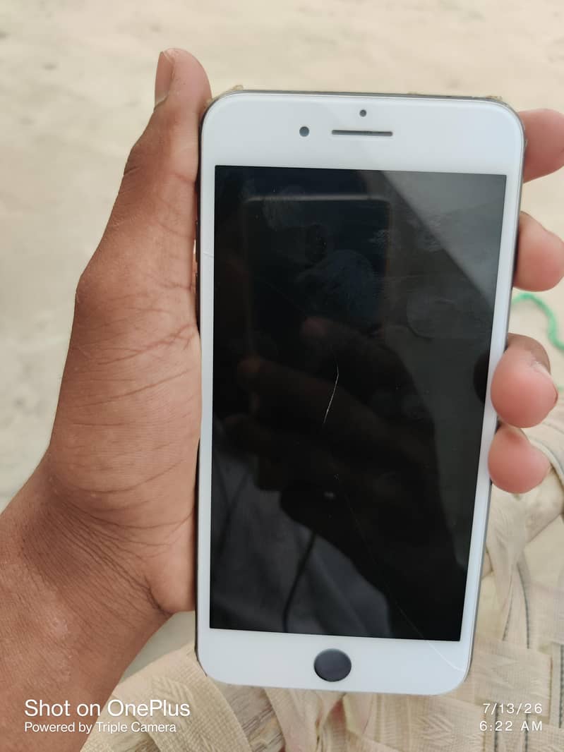 Apple iPhone 7 Plus 5