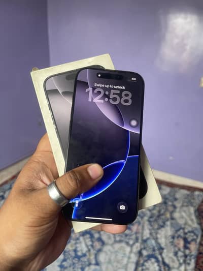 Apple iPhone 16 Pro