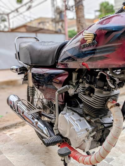 Honda CG 125 Red Edition