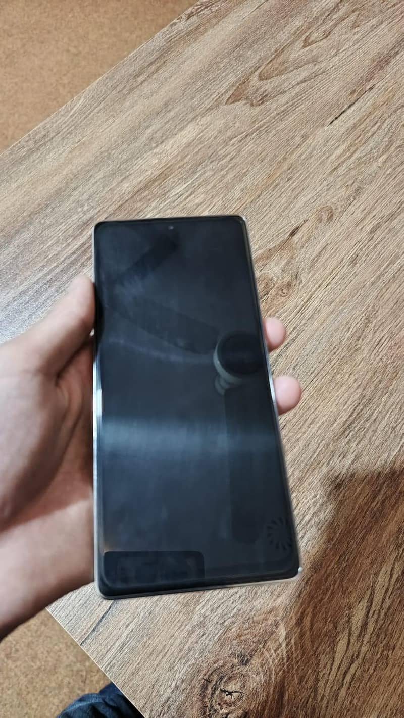 Infinix Note 40 4