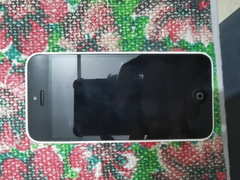 Apple iPhone 5c 0