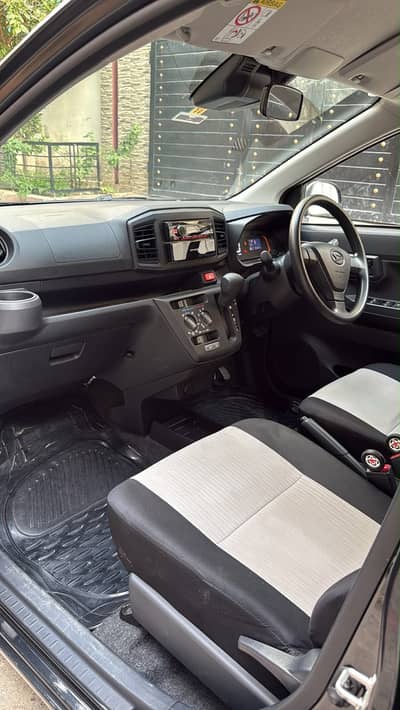 Daihatsu Mira 2022