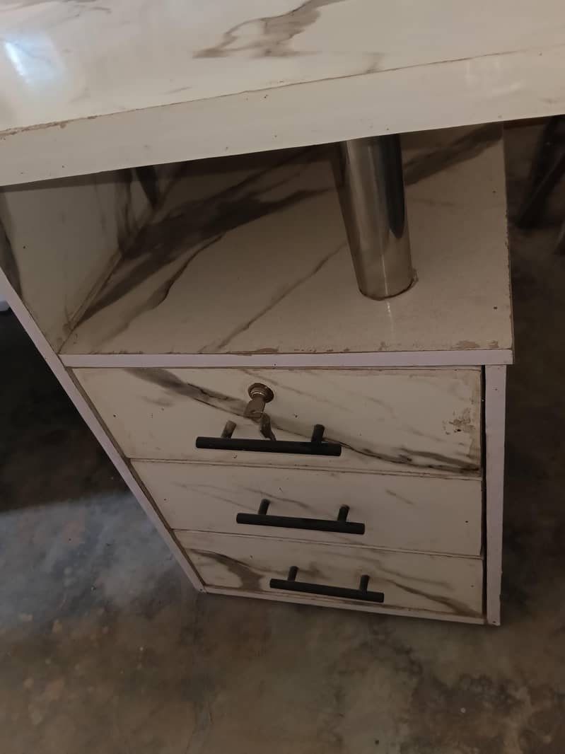 Office Table 3