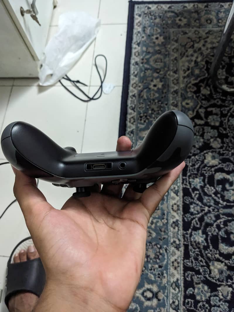 Xbox series one controller 2