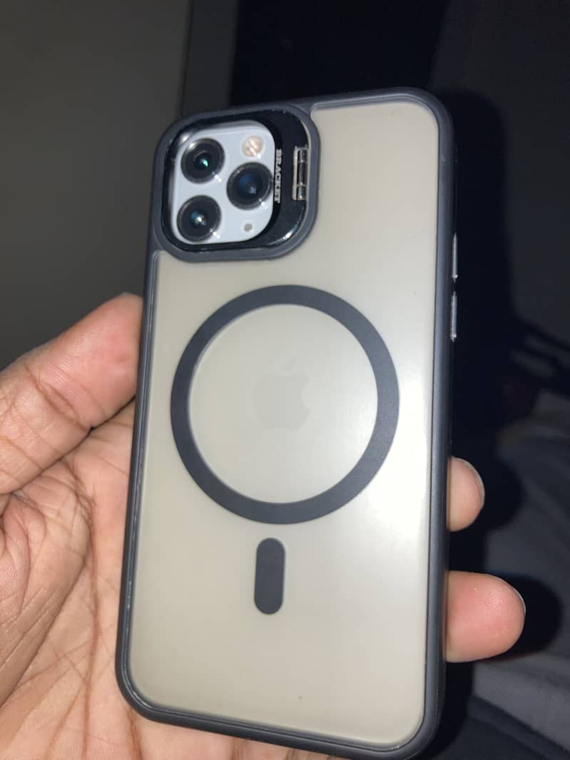 Apple iPhone 11 Pro 1