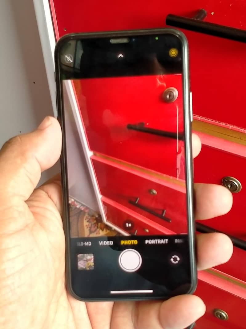 Apple iPhone XS 5