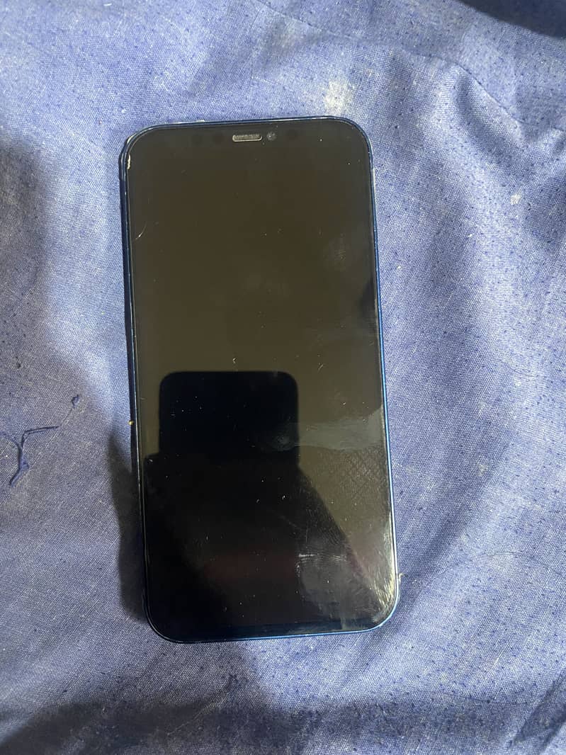 Apple iPhone 12 2