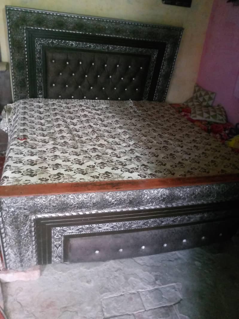 double bed king size 0