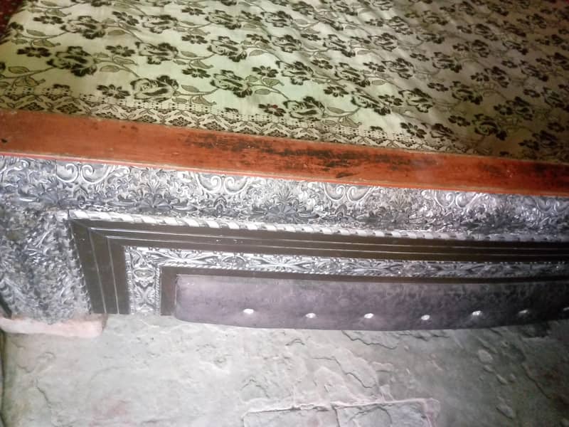 double bed king size 2