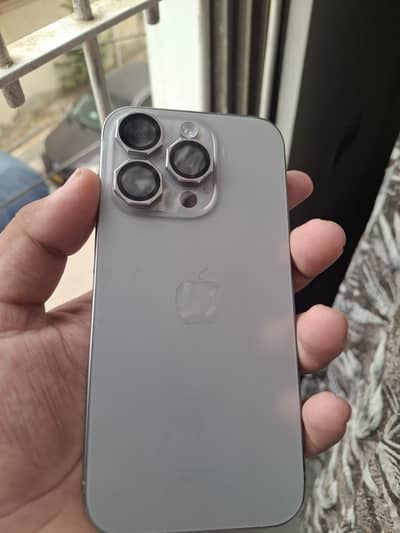 Apple iPhone 15 Pro