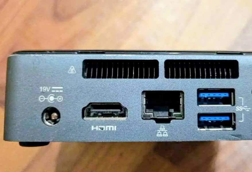 branded cables/surface pro/computer accessories 11