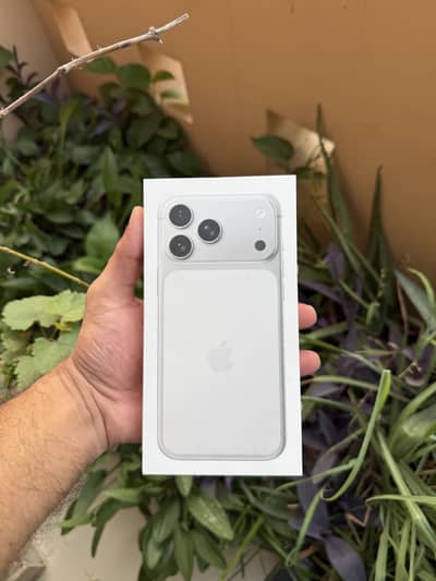 iPhone 17 Pro Max - Silver - 256GB - Boxpack (11 12 13 14 15 16)