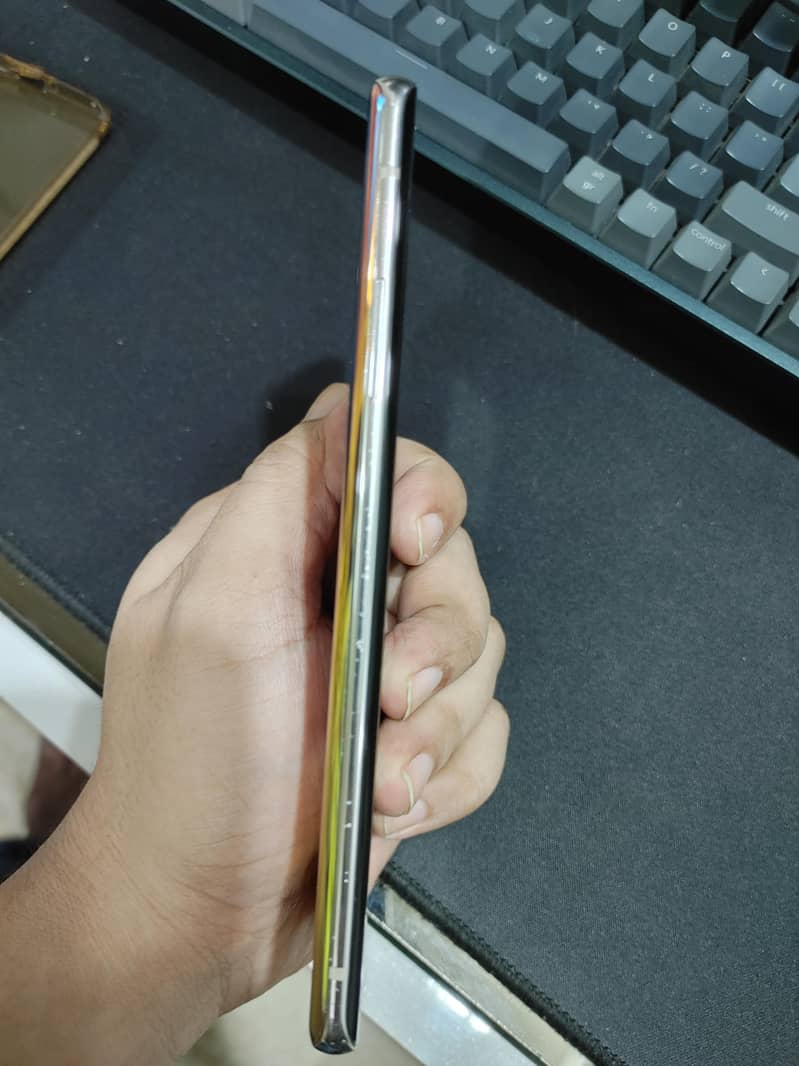 One Plus 8 5