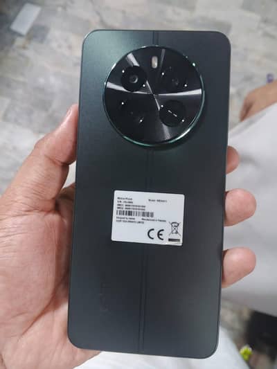 Realme 12