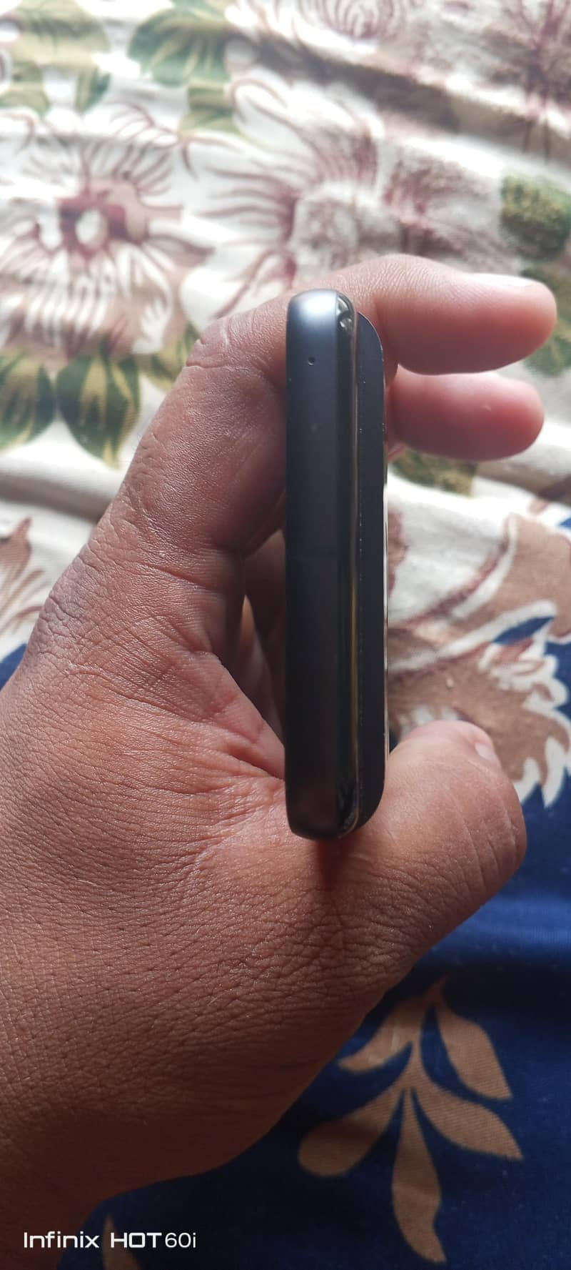 Google Pixel 8 4