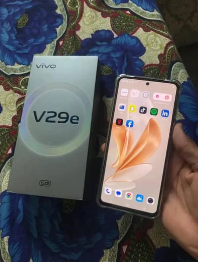 Vivo V29e 5G Full Box Exchange possible