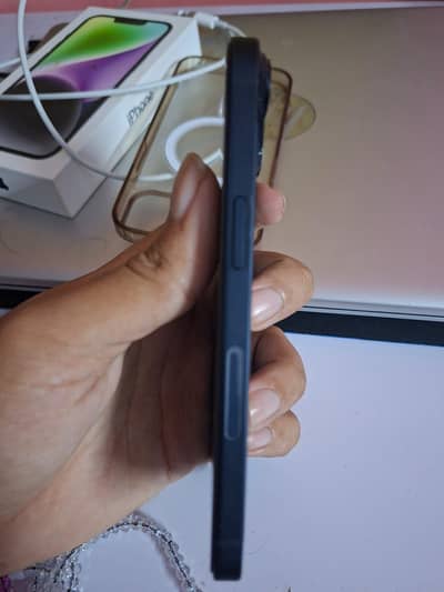 Apple iPhone 14