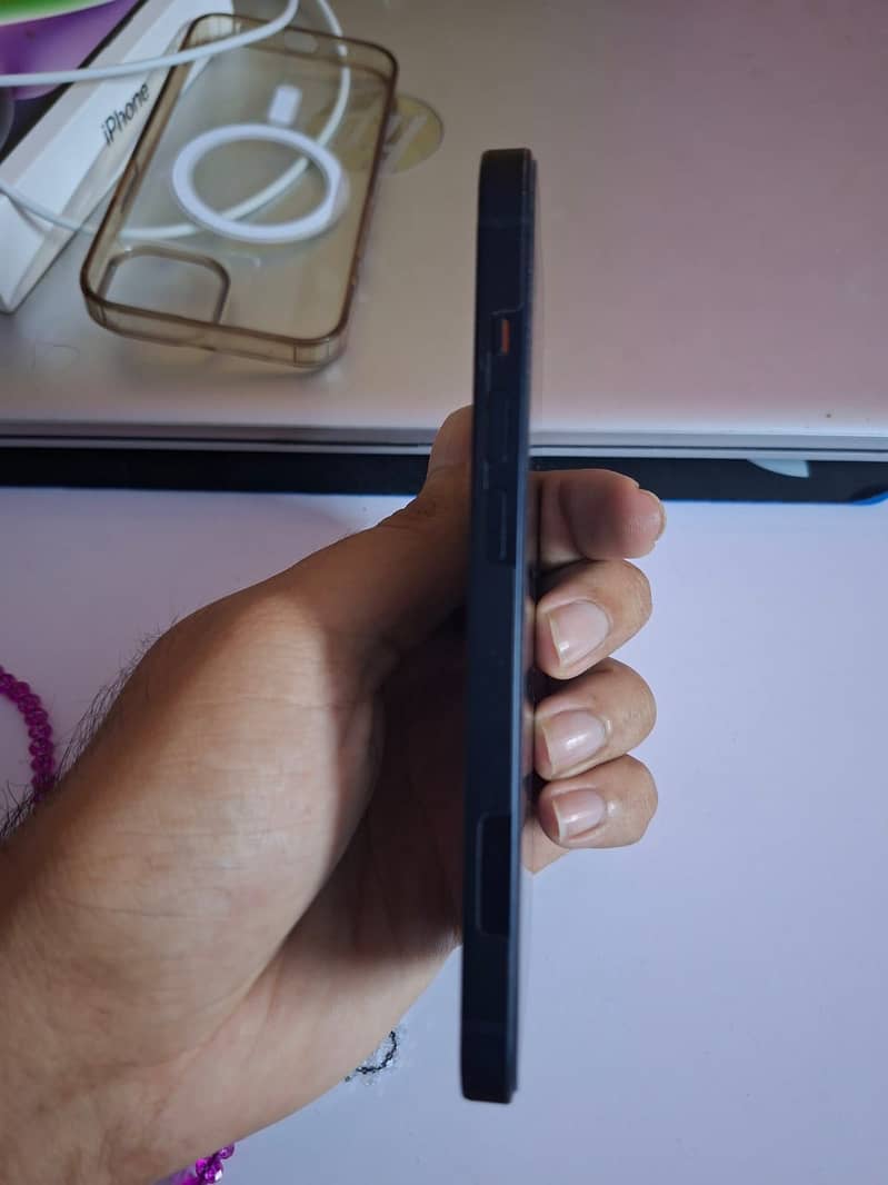 Apple iPhone 14 1