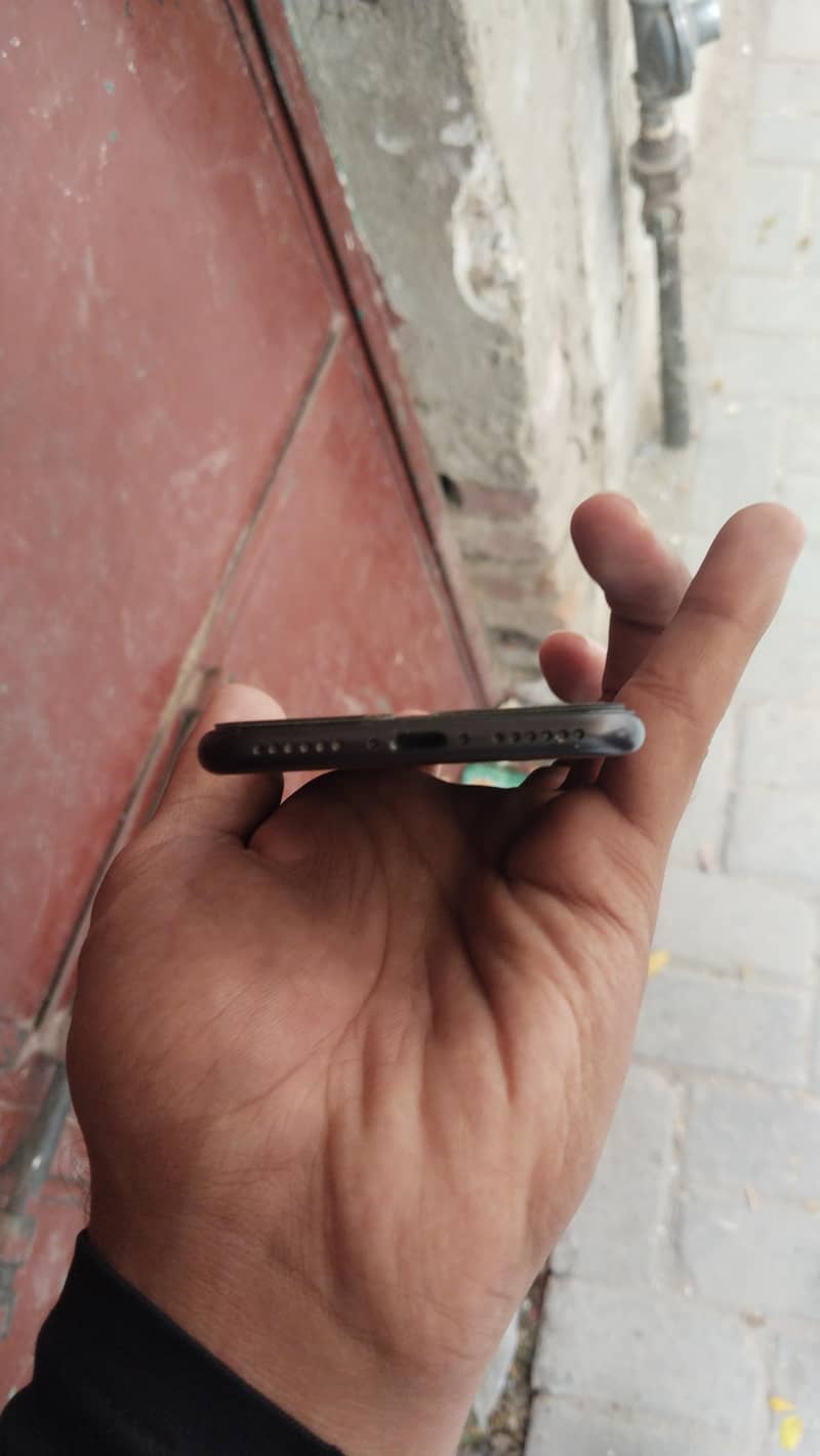 Apple iPhone 7 1